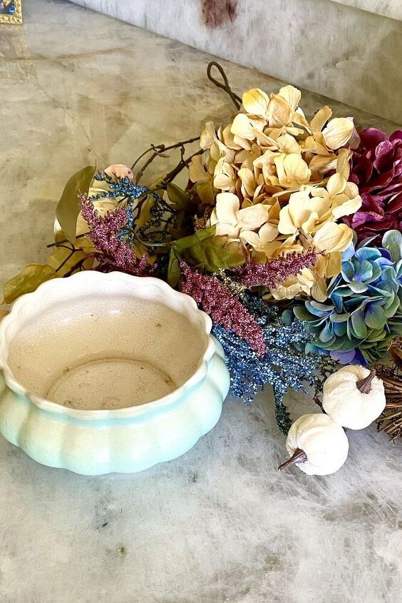 diy fall floral in vintage pottery