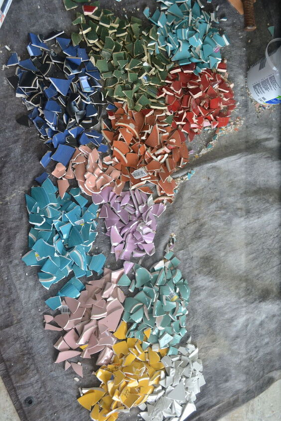 cruz de mosaico 3d, um arco ris de cores