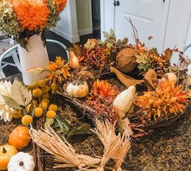 fall hydrangea wreath with pumpkins