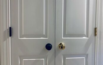 Manera fácil de actualizar los viejos herrajes de las puertas doradas con pintura