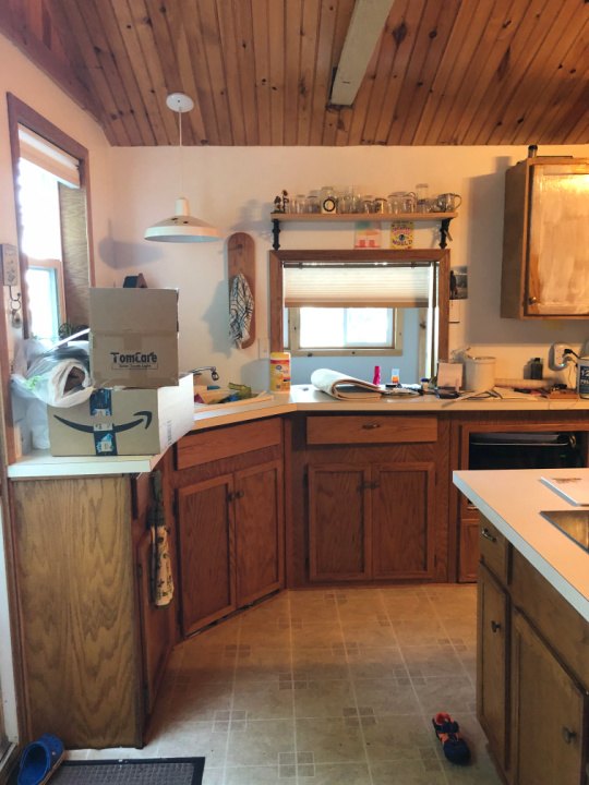 cocina cottage refresh with only paint and peel and stick backsplash