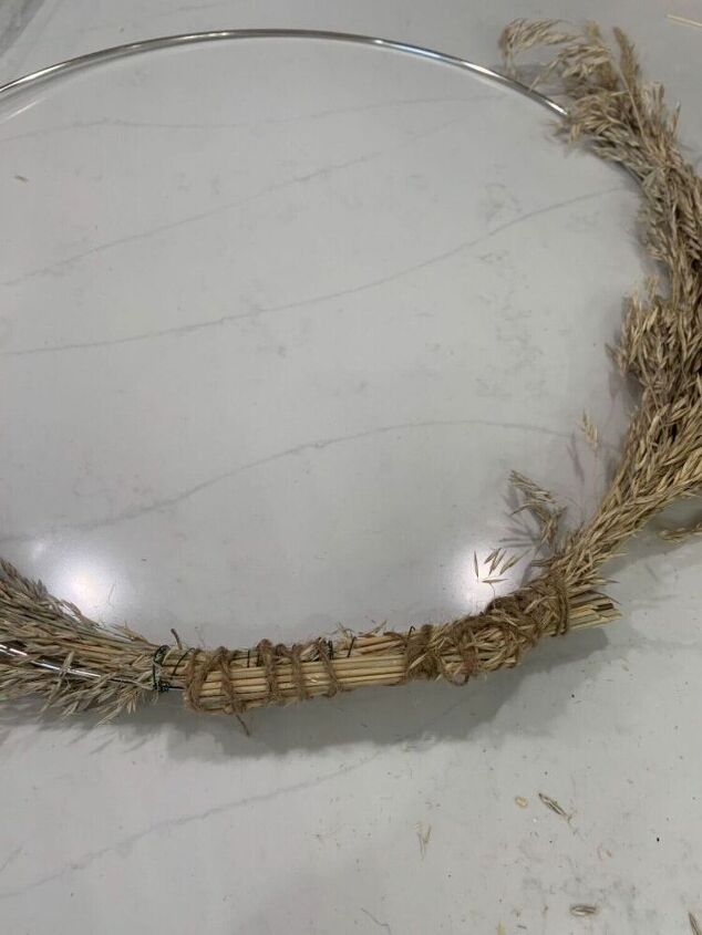 corona de otoo tallos de granos de trigo, El centro del fondo