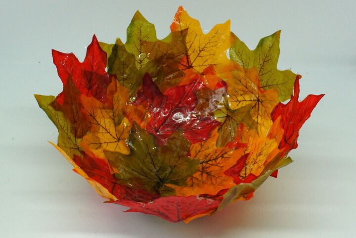 s 20 ways to sprinkle autumn colors throughout your home, Turn fall leaves into a delicate bowl