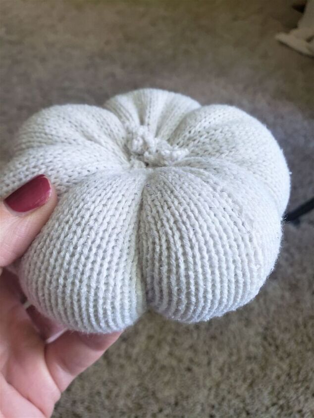 how to turn old sweaters into diy fabric pumpkins