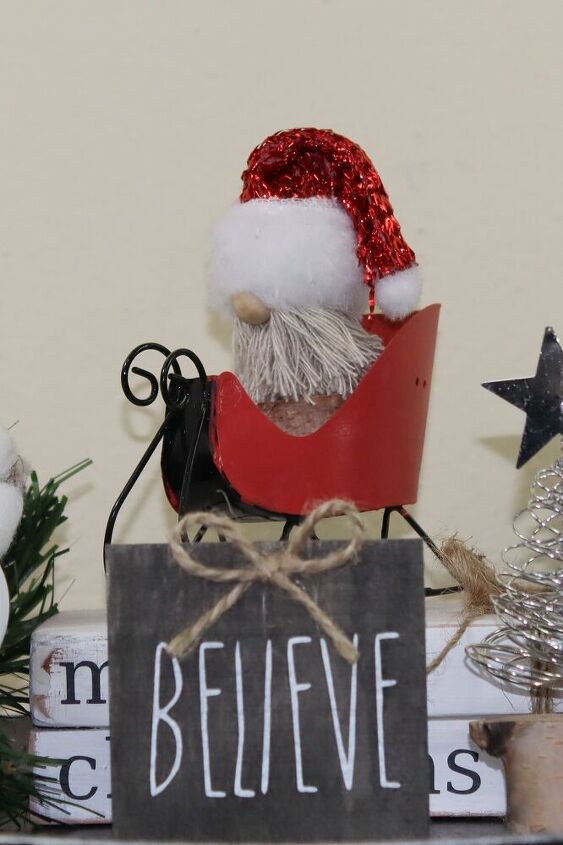 santa and his sleigh tiered tray decoration