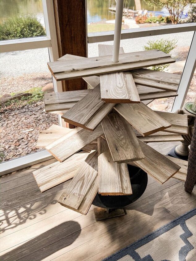 como construir uma rvore de natal de madeira usando shiplap