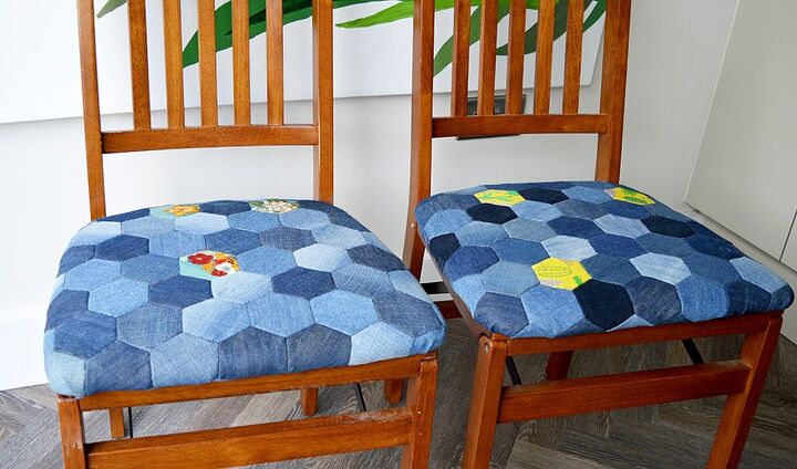 28 genius ways to reuse your old clothing, Reupholster your chairs with geometric denim patches