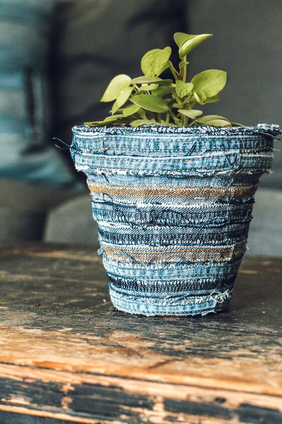 28 genius ways to reuse your old clothing, Upcycle your favorite jeans into a cute textured flower pot