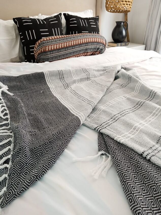 s 28 genius ways to reuse your old clothing, Turn a funky patterned dress into a unique lumber pillow