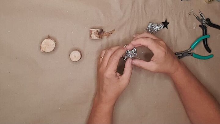 farmhouse christmas decor tiered tray wire christmas trees