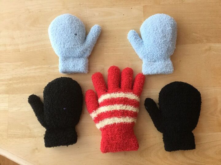 20 ways to warm up your home without touching the thermostat, Turn old mittens into cozy hand warmers