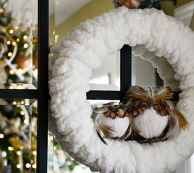 20 ways to warm up your home without touching the thermostat, Deck out your door with a fluffy finger knitted winter wreath
