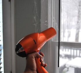 10 maneras inteligentes de aislar su casa sin contratar a un profesional, Mantenga su casa caliente aislando las ventanas