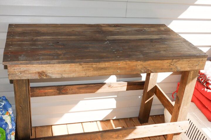 How to Make an Outdoor Work Table Using 1x4's | Hometalk