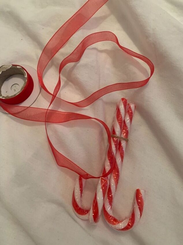 christmas place setting using candy canes