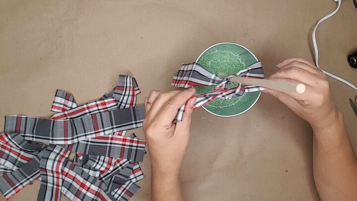 easy christmas diy fabric scrap christmas tree farmhouse christmas