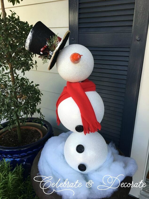 s the 5 cutest ways to decorate your yard for christmas, Do You Want to Build a Snowman