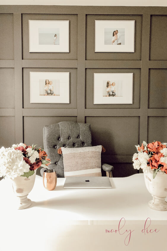 20 de nuestras transformaciones favoritas de paredes con tablas y listones, Aporte estilo a su oficina en casa con una pared de acento de tablas y listones