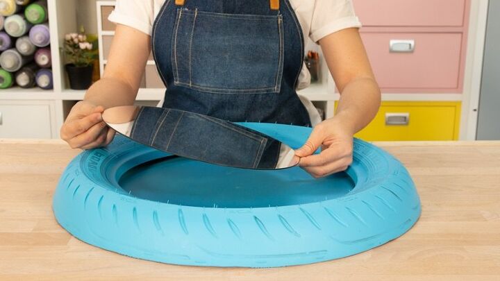 how to make a wall mirror with a tire