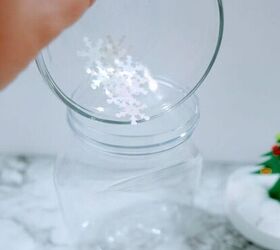 The clever 30-minute way to make decor that actually snows