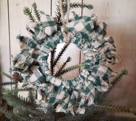 primitive wreath ornament