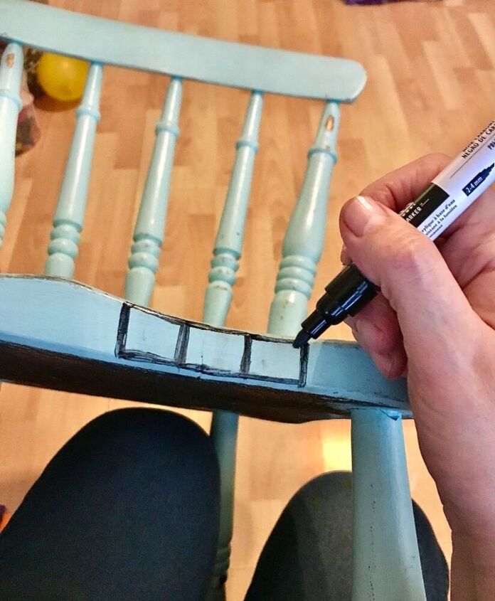 how to brighten up a chair with paint pens, Outline