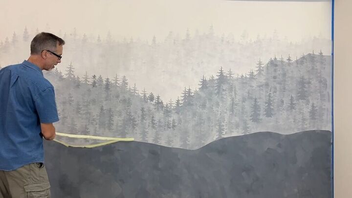 crea facilmente un mural de pinos de montana con este tutorial, Mural de pino de monta a DIY