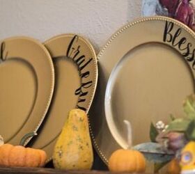 s 20 easy ways to get a gorgeous thanksgiving table, Personalize your Thanksgiving plates with print out vinyl words