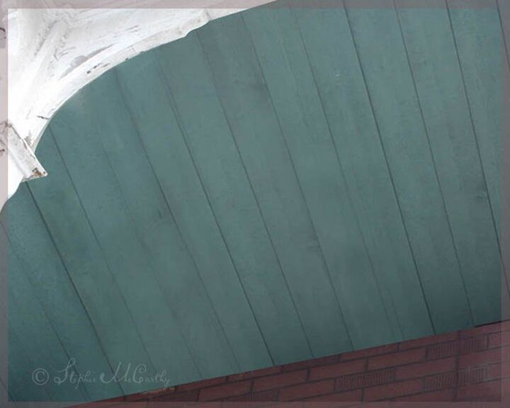 techo del porche de madera de barniz azul verde nuestro giro en el azul haint