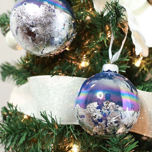 s 5 gorgeous tree decorating ideas to try this christmas, Glam up your ornaments with silver foil