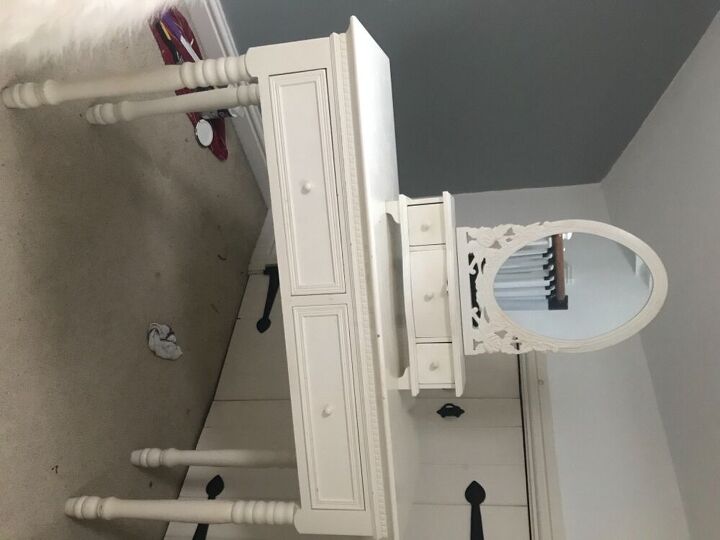 q can i paint this vanity unit