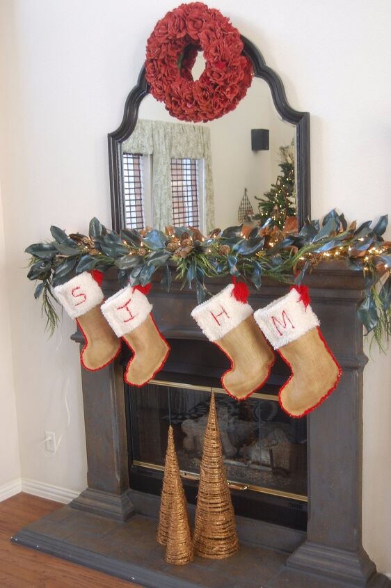 19 magnficas formas de decorar la chimenea en navidad, Haz una hermosa guirnalda navide a con hojas de magnolia secas