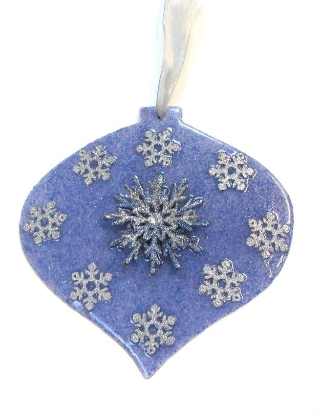 dollar tree ornament makeover 3 frosty snowflake
