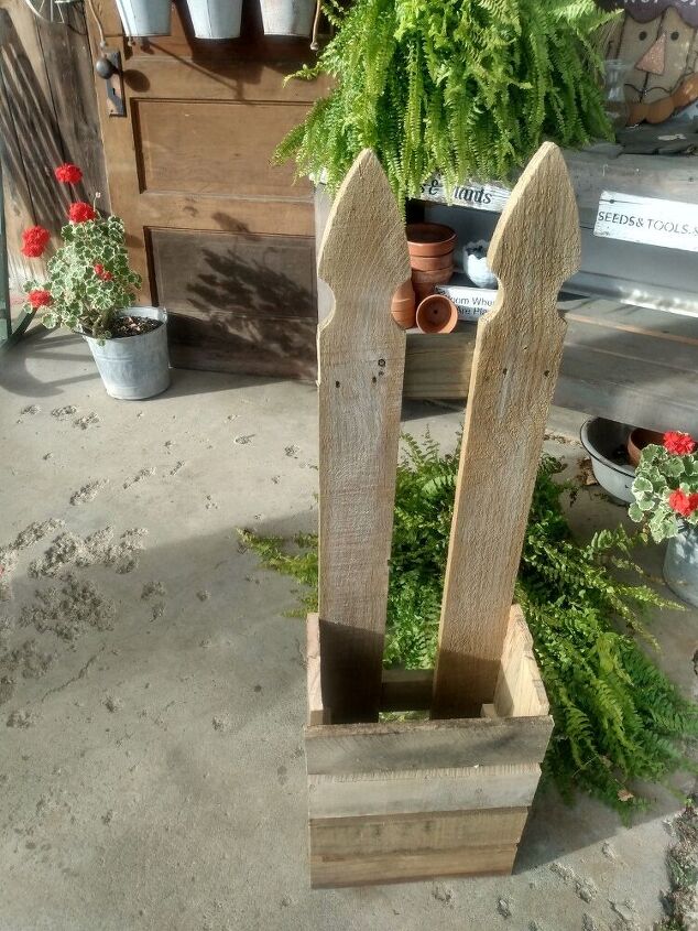 reclaimed fence and wood christmas planters