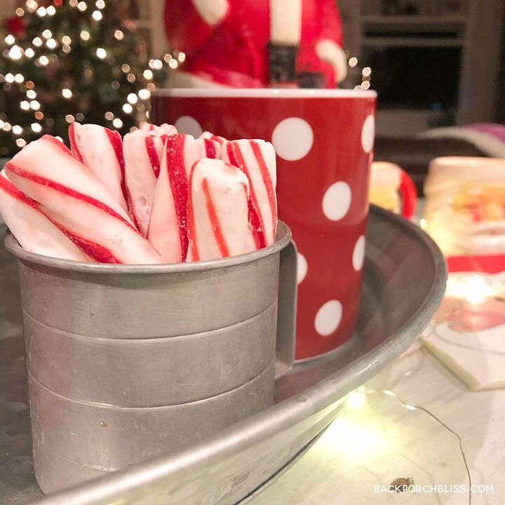 how to set up a simple hot cocoa bar