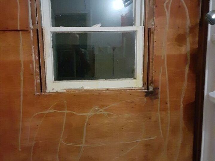q how to treat this window