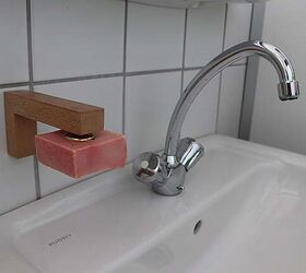 magnetic soap holder