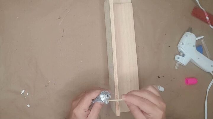 how to make a buffalo check christmas tree wood sign