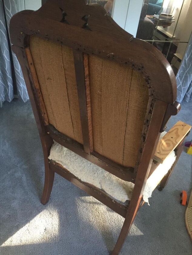 retapizado de una silla de comedor herencia familiar