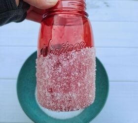 Dip a jar in salt for this gorgeous 15-minute idea