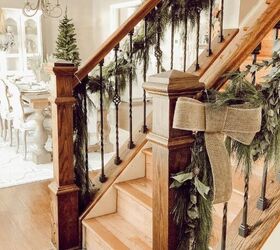 13 stunning garland ideas you should definitely try this year, Bring nature in with a real pine swag winter garland