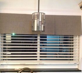 18 crazy cool things you can make using placemats, Dress up a window with a placement valance