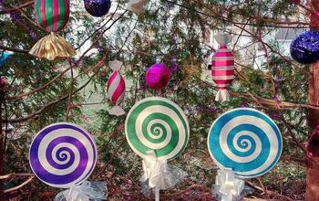 How to Make DIY Giant Lollipop Decorations for a Candyland Christmas