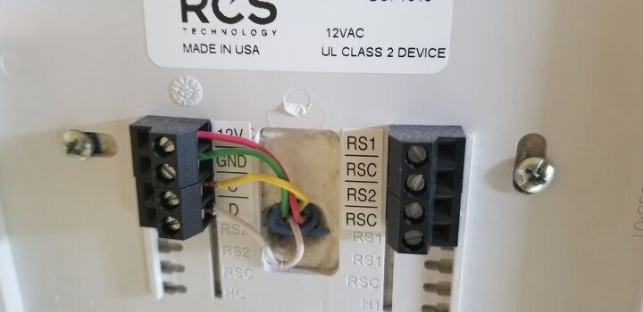 q what options for smart thermostat with 12v c and d wires