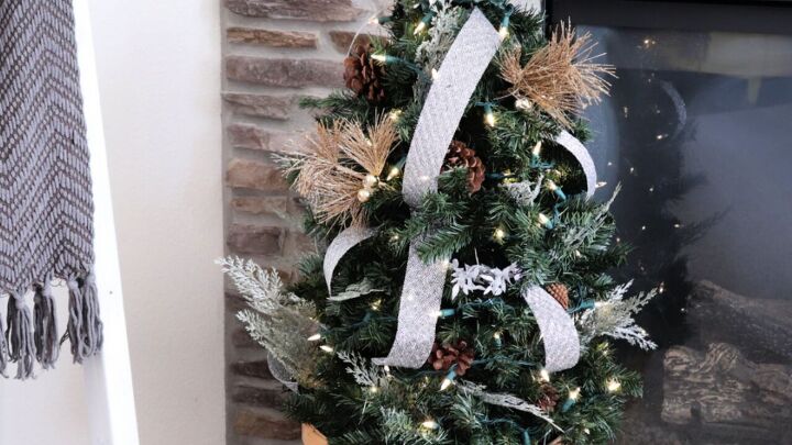 9 magnficas ideas de rboles en miniatura para probar esta navidad, Fabricaci n y decoraci n de topiarios