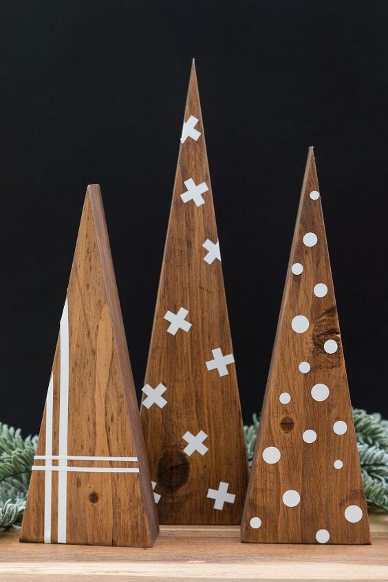 diy wooden christmas tree, Scrap Wood Trees with Decals
