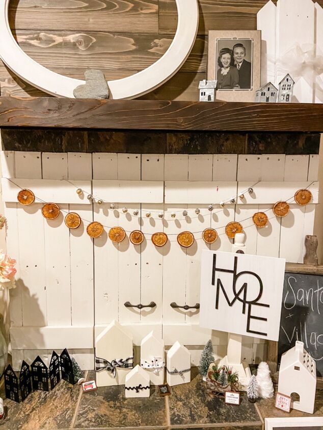 s 10 earth friendly ways to decorate for the holidays, DIY a dried orange slice garland