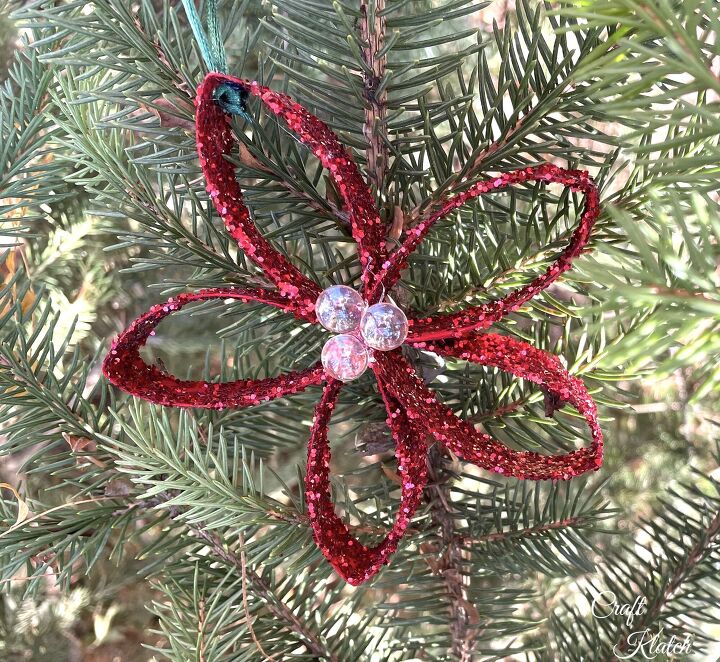 10 maneiras ecolgicas de decorar para as festas de fim de ano, Ornamento f cil da flor do Natal artesanato de reciclagem