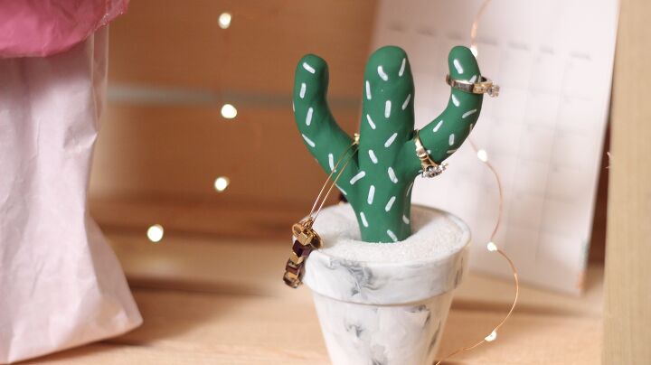 11 formas creativas de hacer un regalo de arcilla, DIY Cactus Joyero