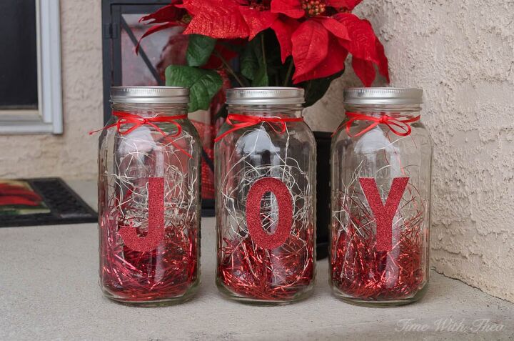 15 fun ways to use empty jars this season, Brighten up your decor with gorgeous Christmas luminaries